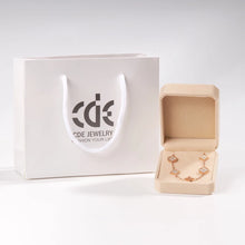 กำไลข้อมือผู้หญิง LAMY Four Leaf Flower Bracelet สีโรสโกลด์ รุ่น 2020