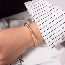 กำไลข้อมือ LAMY รุ่น Etincelle Rose Gold Bracelet รหัส 2003