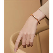 กำไลข้อมือคู่ชายหญิง Lyz and Liam Classic L&L Cuff สีโรสโกลด์ พร้อมกล่องของขวัญ