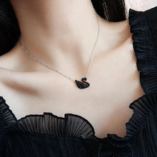 สร้อยคอรูปหงส์ LAMY Swan Pendant Black สีดำ รุ่น 6041