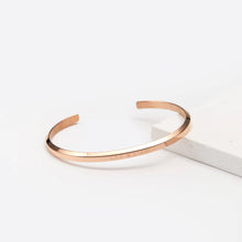 กำไลข้อมือคู่ชายหญิง Lyz and Liam Classic L&L Cuff สีโรสโกลด์ พร้อมกล่องของขวัญ