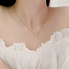 กำไลข้อมือเงินผู้หญิง LAMY Bow Rose Gold Bracelet รุ่น 2030