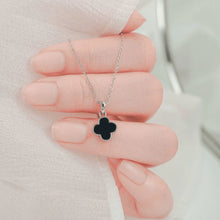 สร้อยคอผู้หญิง LAMY Black Onyx Flower Silver Necklace รุ่น 6392SV
