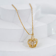 สร้อยคอผู้หญิง LAMY รุ่น Elegant Crown Necklace สีทอง รหัส 6445